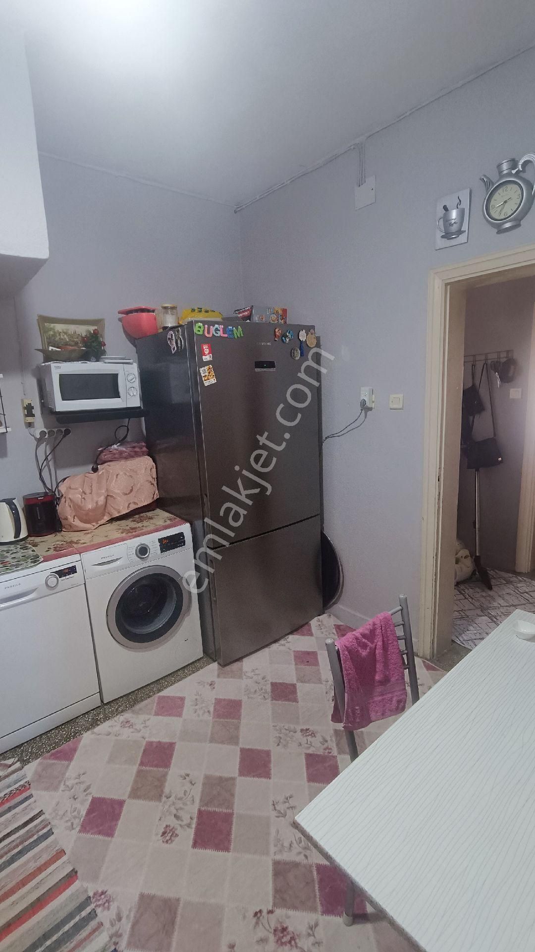 Mersin Sağlık Mahallesi 2 Katlı Müstakil Komple Satılık - Görsel 14