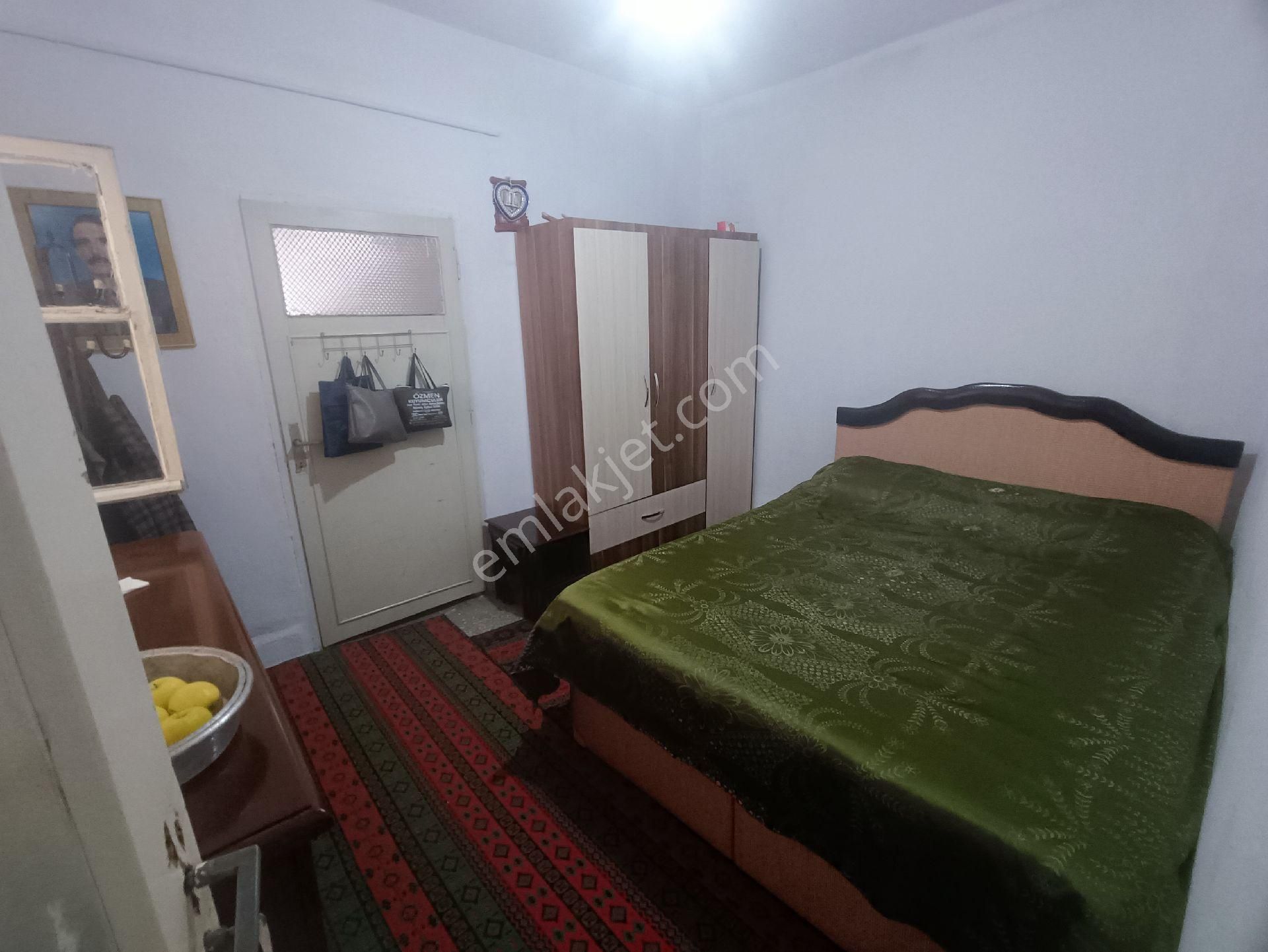 Mersin Sağlık Mahallesi 2 Katlı Müstakil Komple Satılık - Görsel 28