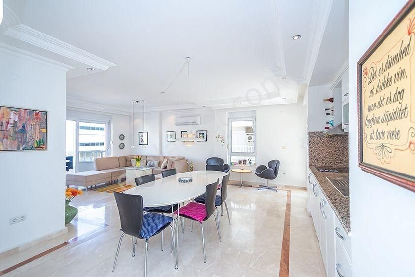 Alanya Oba’da Denize 50 Metre İkamete Uygun 2+1 Satılık Daire - Görsel 2