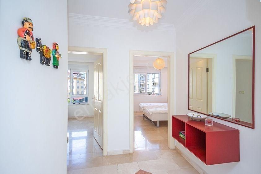 Alanya Oba’da Denize 50 Metre İkamete Uygun 2+1 Satılık Daire - Görsel 6