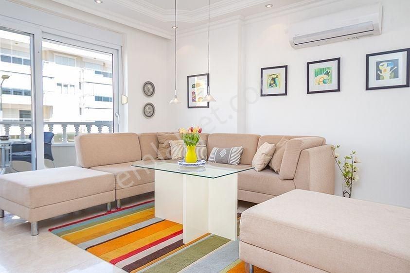 Alanya Oba’da Denize 50 Metre İkamete Uygun 2+1 Satılık Daire