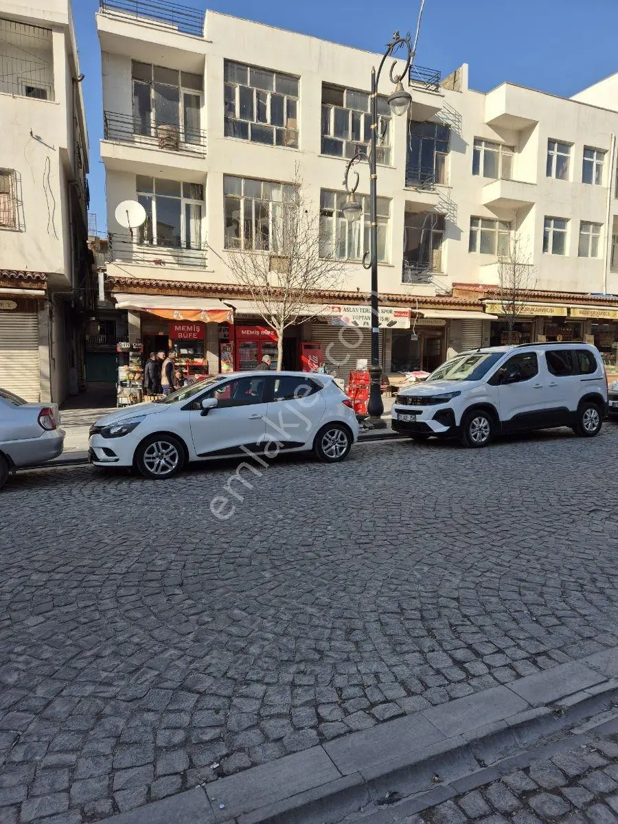 Meşhur Mahalli Sanatçı Kenan Temiz'in Doğup Büyüdüğü Tarihi Ev - Görsel 4