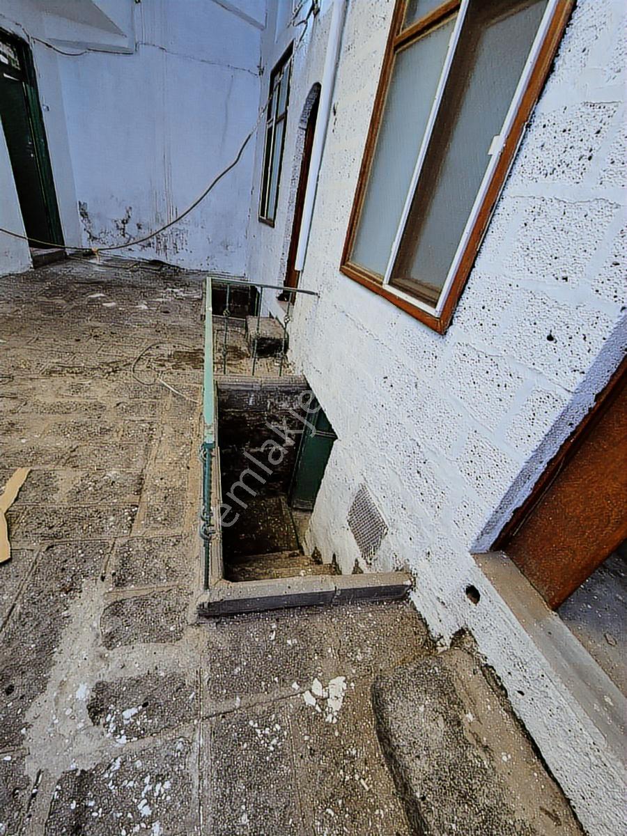 Meşhur Mahalli Sanatçı Kenan Temiz'in Doğup Büyüdüğü Tarihi Ev - Görsel 20