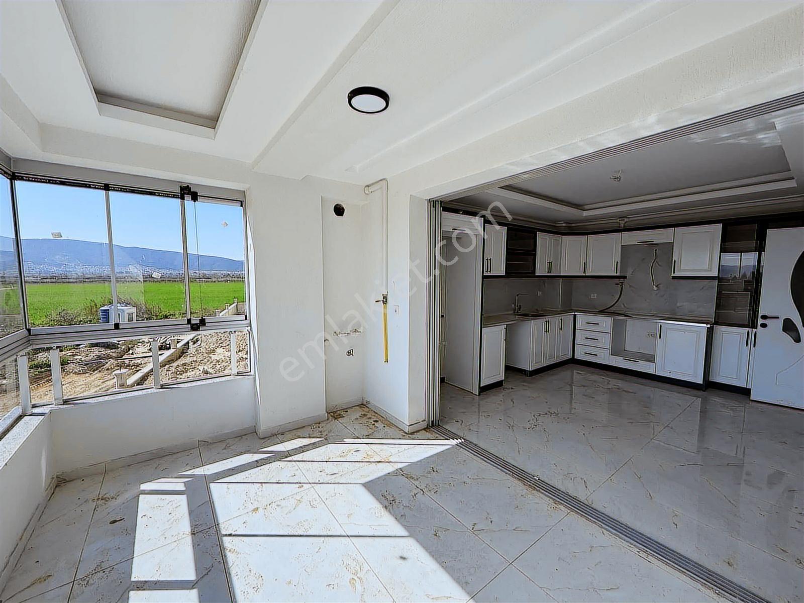 Uygan'dan Muratbey Mah. 3+1 155m² Yeni Gelişen Mevkii Arakat - Görsel 5
