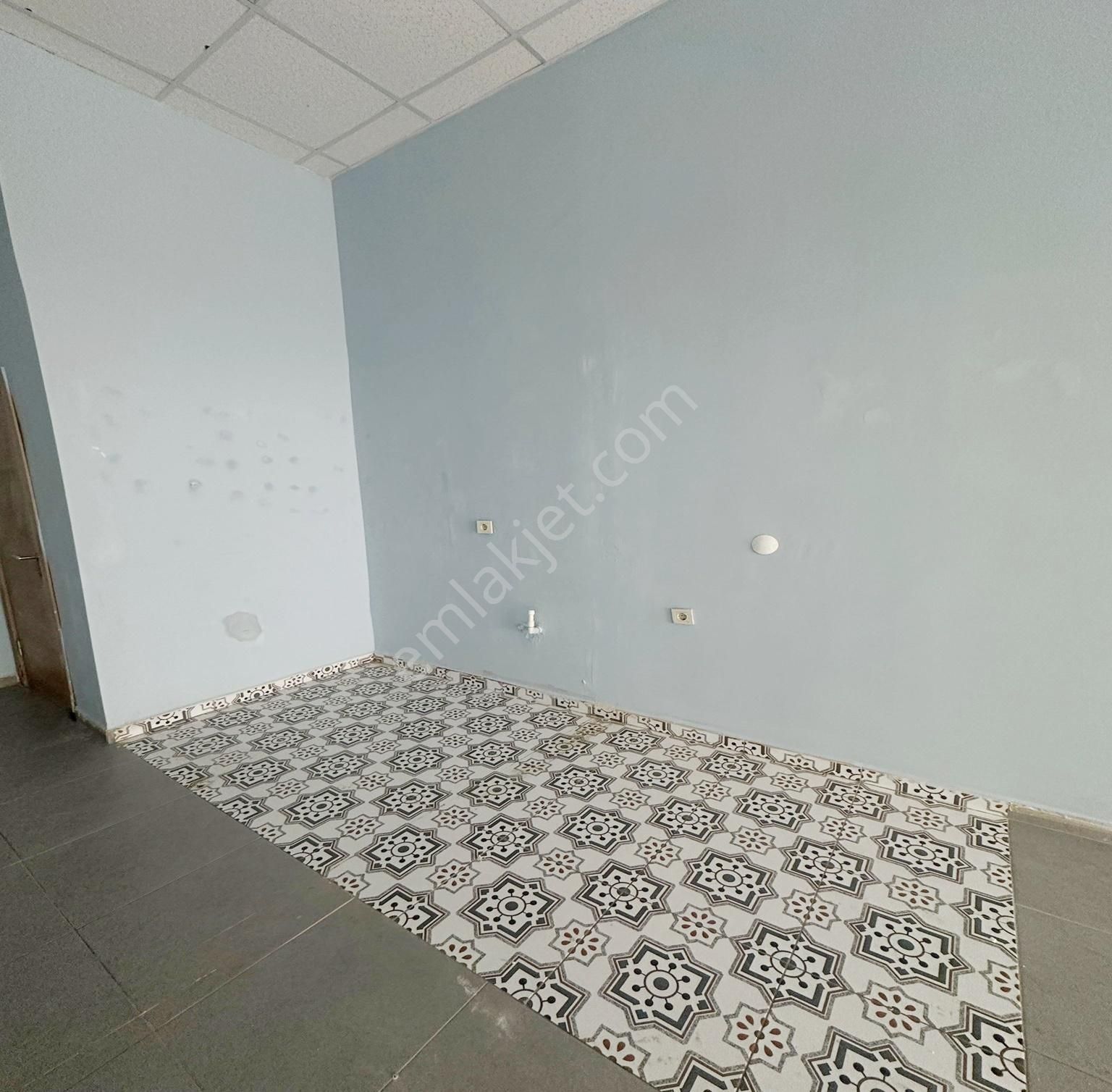 Kod 2181 Tabela Değeri Yüksek Caddeye Cephe Kiralık Dükkan - Görsel 4