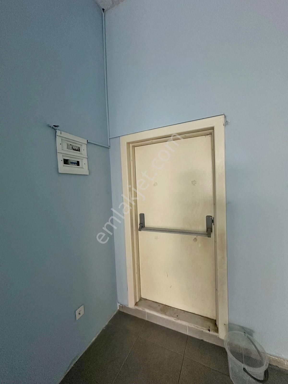 Kod 2181 Tabela Değeri Yüksek Caddeye Cephe Kiralık Dükkan - Görsel 7