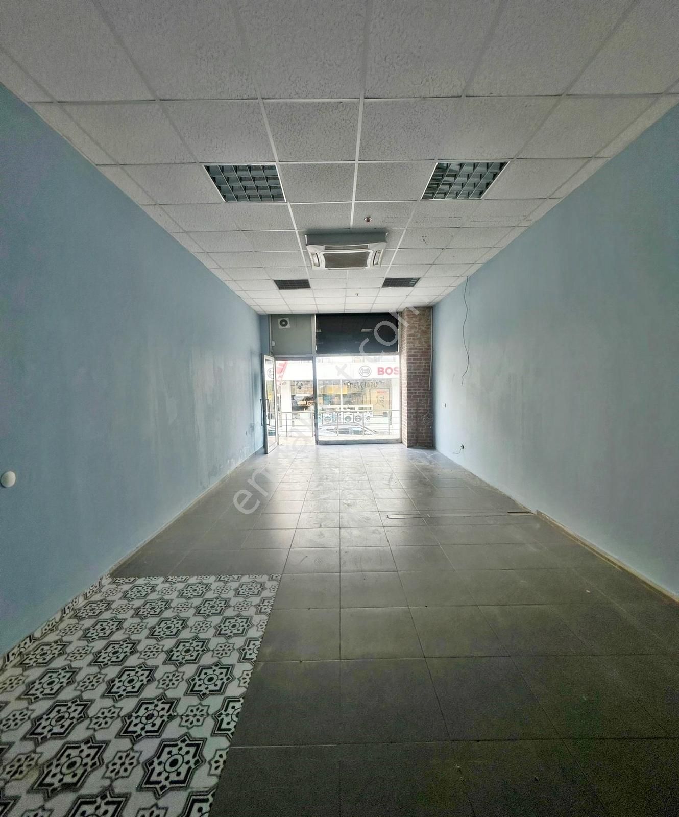 Kod 2181 Tabela Değeri Yüksek Caddeye Cephe Kiralık Dükkan - Görsel 3