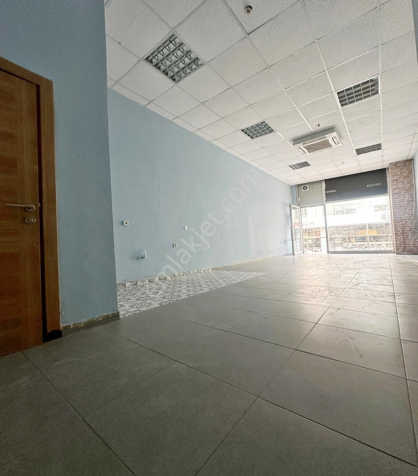Kod 2181 Tabela Değeri Yüksek Caddeye Cephe Kiralık Dükkan - Görsel 5