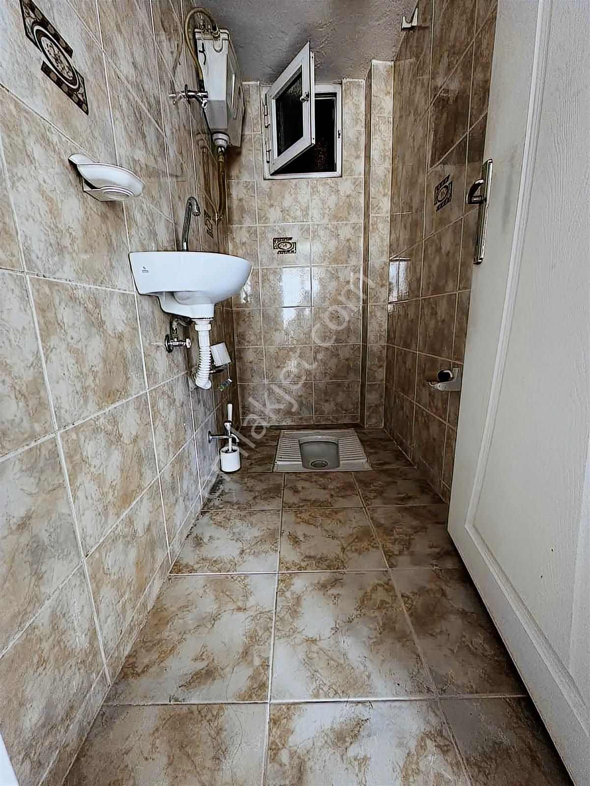 Metroya 4 Dk Mesafede 2+1 Ara Kat 90m2 Bakımlı Kiralık Daire - Görsel 14