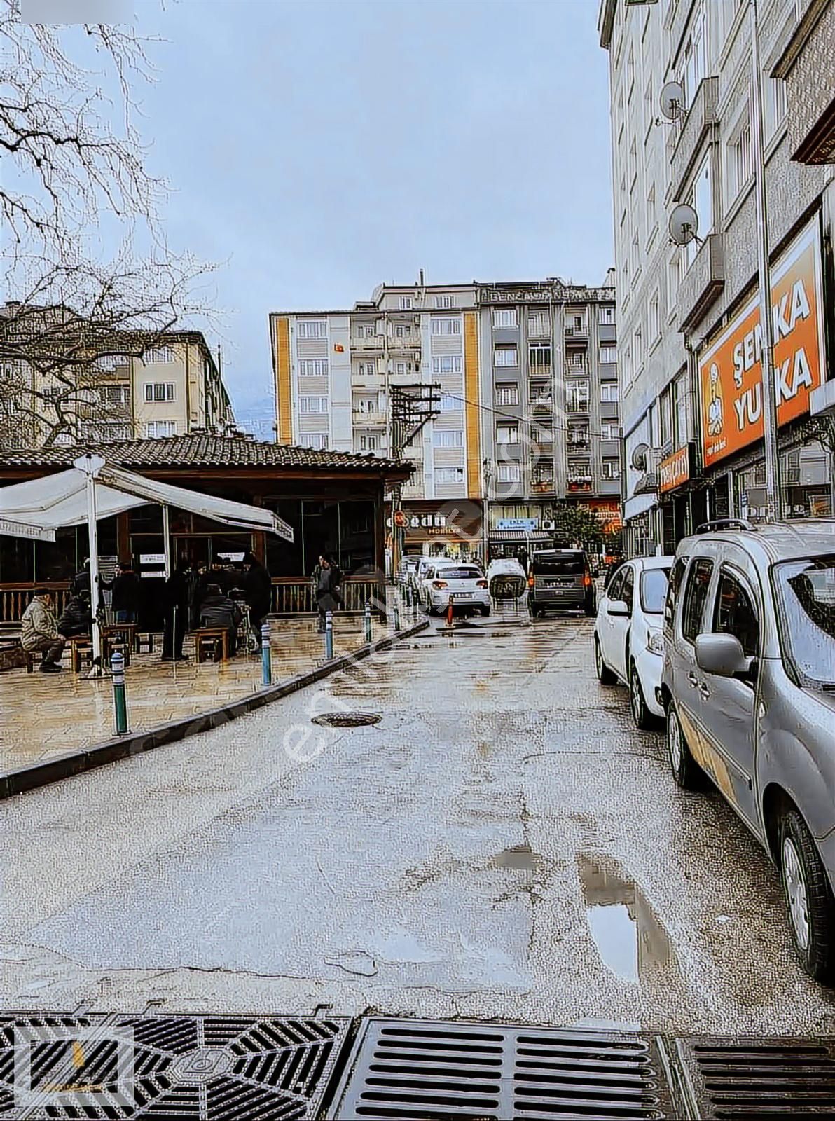 Metroya 4 Dk Mesafede 2+1 Ara Kat 90m2 Bakımlı Kiralık Daire - Görsel 21
