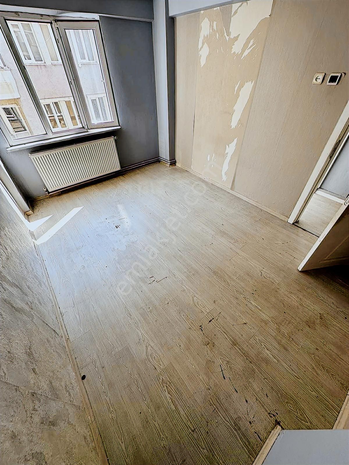 Metroya 4 Dk Mesafede 2+1 Ara Kat 90m2 Bakımlı Kiralık Daire - Görsel 16