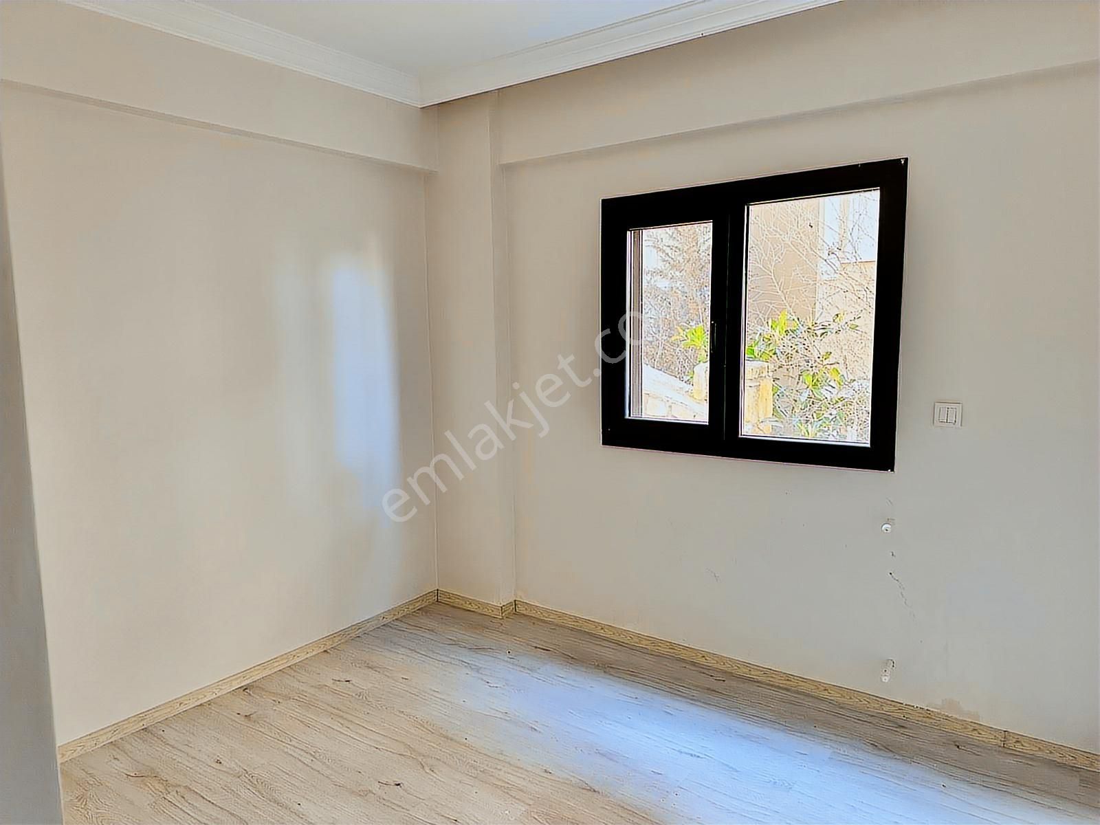 Foça Kazım Dirik Mah. Kiralık 3+1 Dubleks Daire - Görsel 2