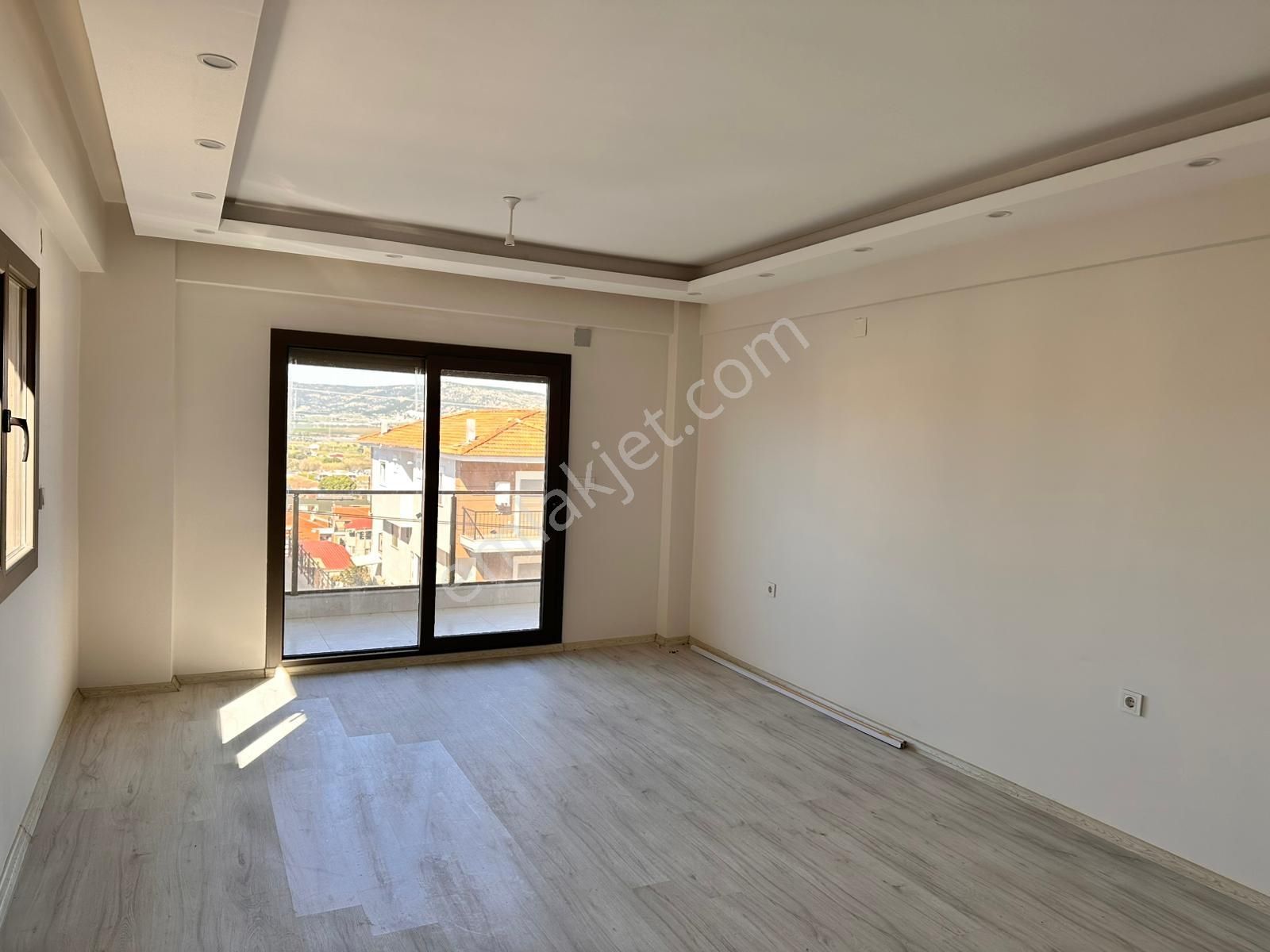 Foça Kazım Dirik Mah. Kiralık 3+1 Dubleks Daire - Görsel 22