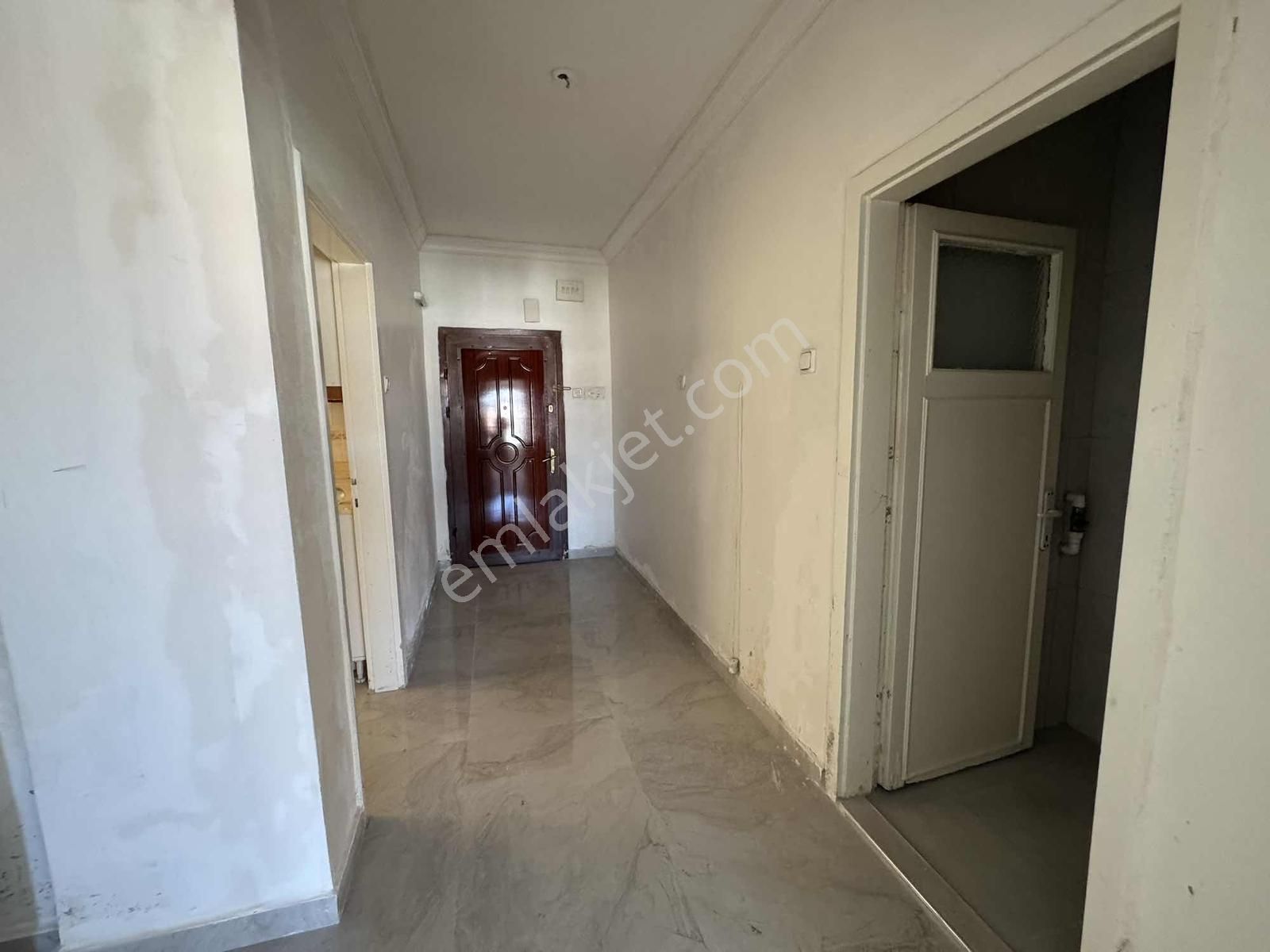 Tepebaşında Cadde Sırtı Metro Yakını Kiralık Daire - Görsel 3