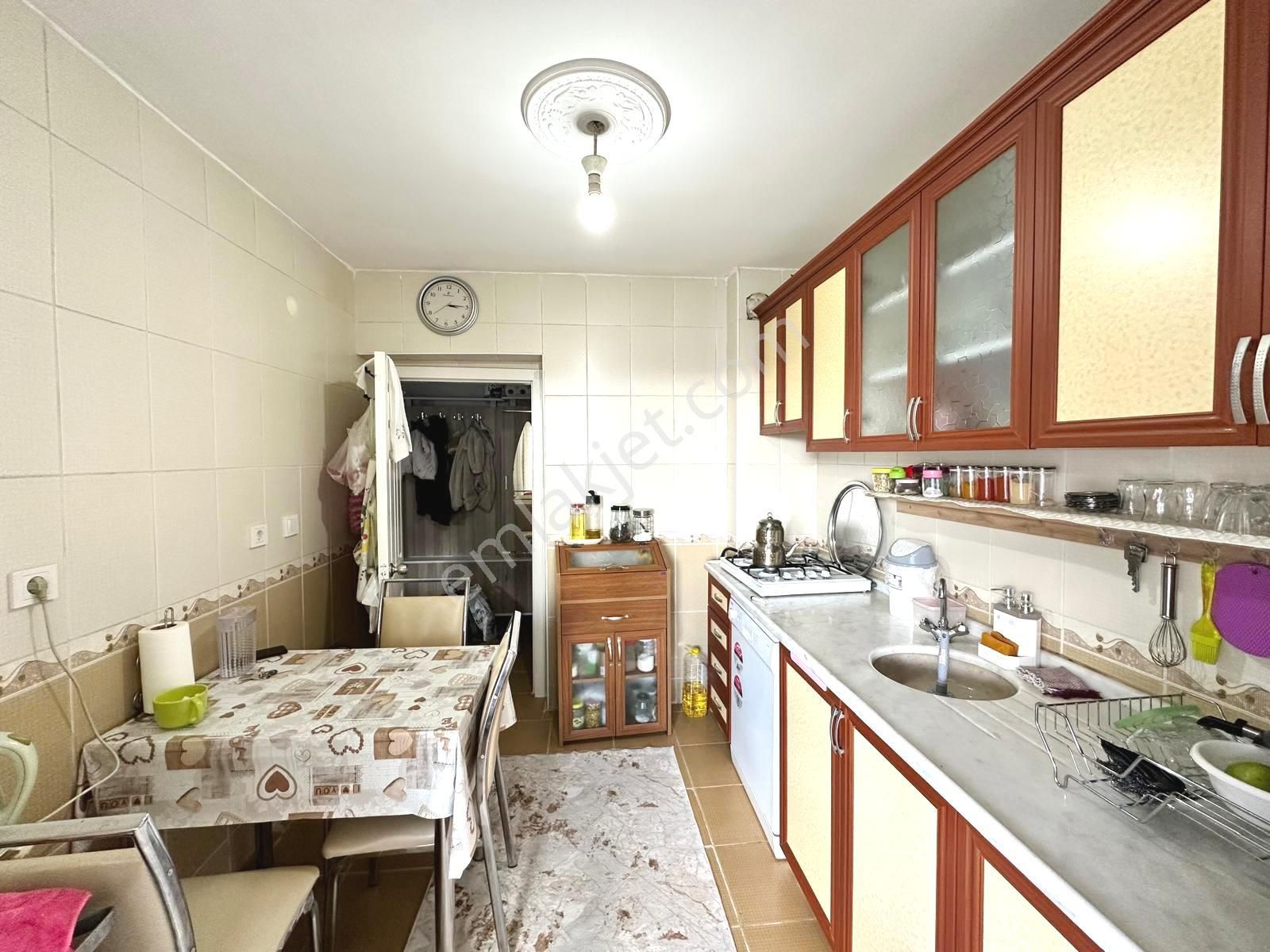 İncirli Mh. Çift Girişli Asansörlü Isı Yalıtımlı Bağımsız 5+1 - Görsel 25