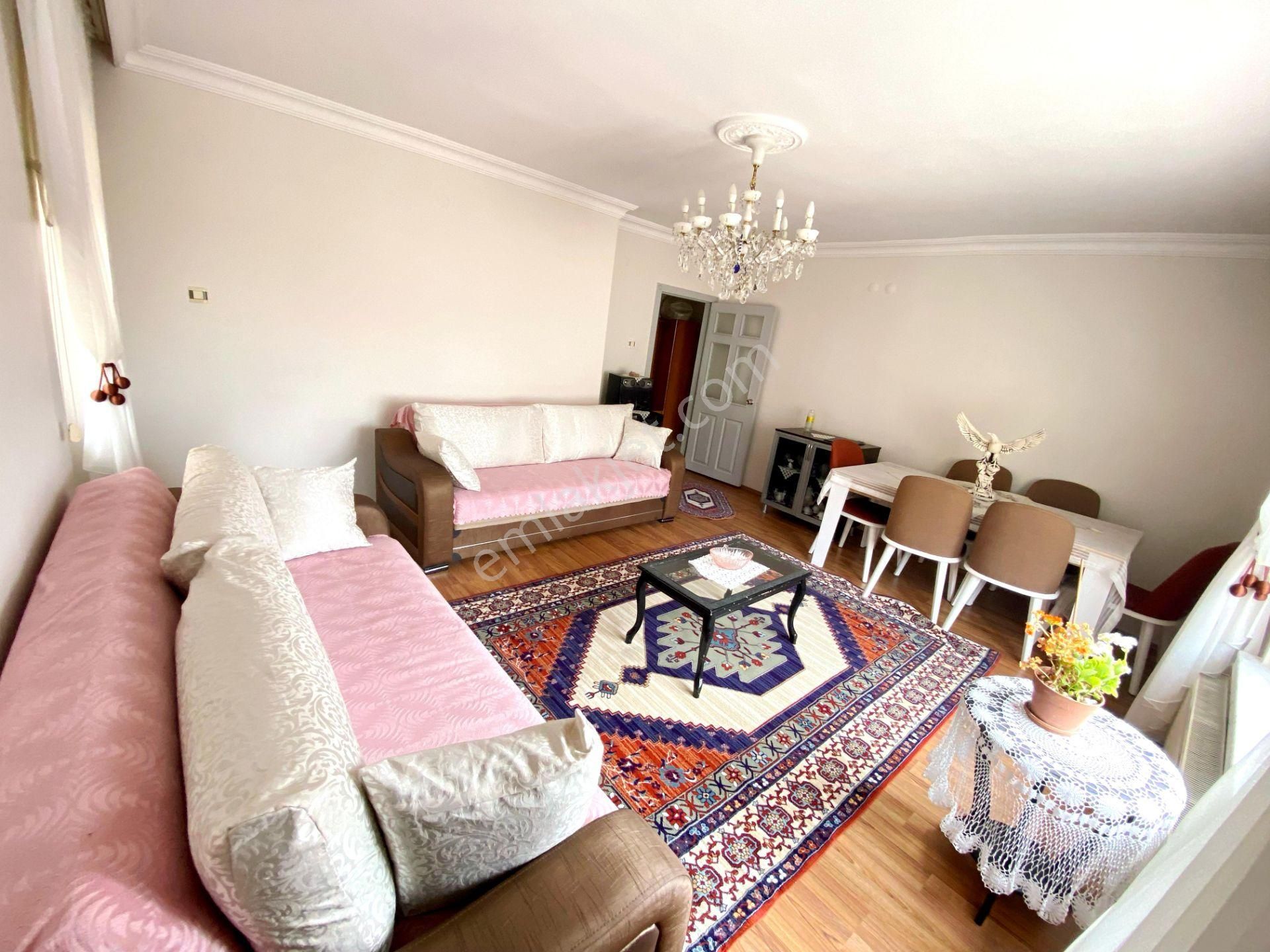 İncirli Mh. Çift Girişli Asansörlü Isı Yalıtımlı Bağımsız 5+1 - Görsel 3