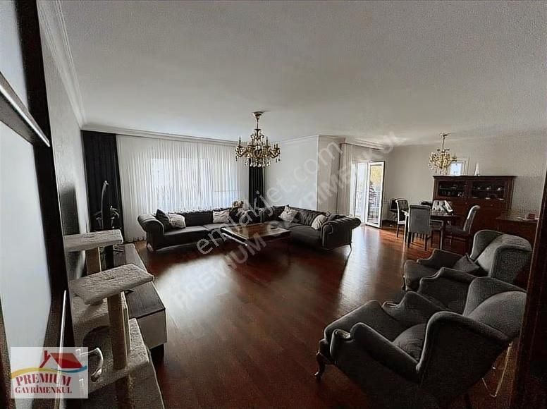 Sefaköy Kiptaş'ta 4+1 Satılık Daire - Görsel 5