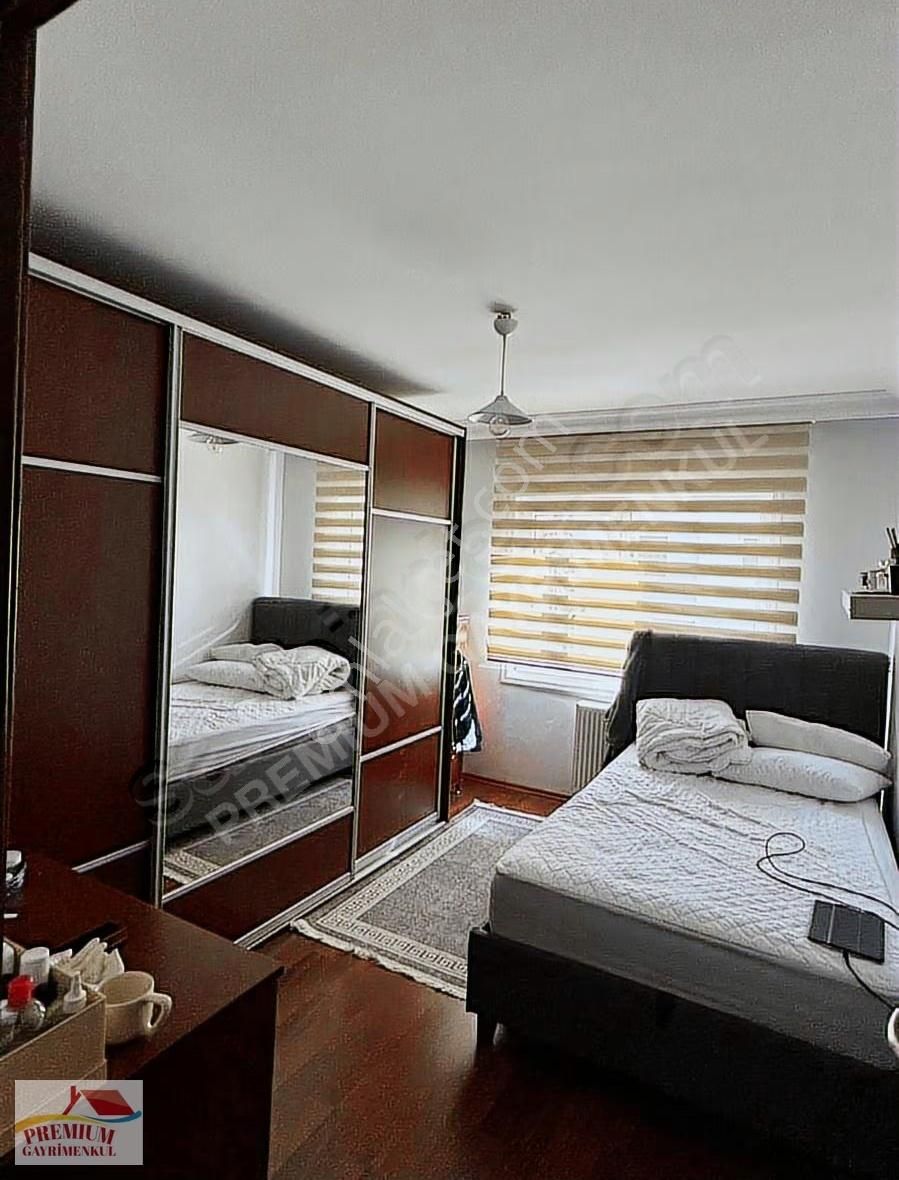 Sefaköy Kiptaş'ta 4+1 Satılık Daire - Görsel 16