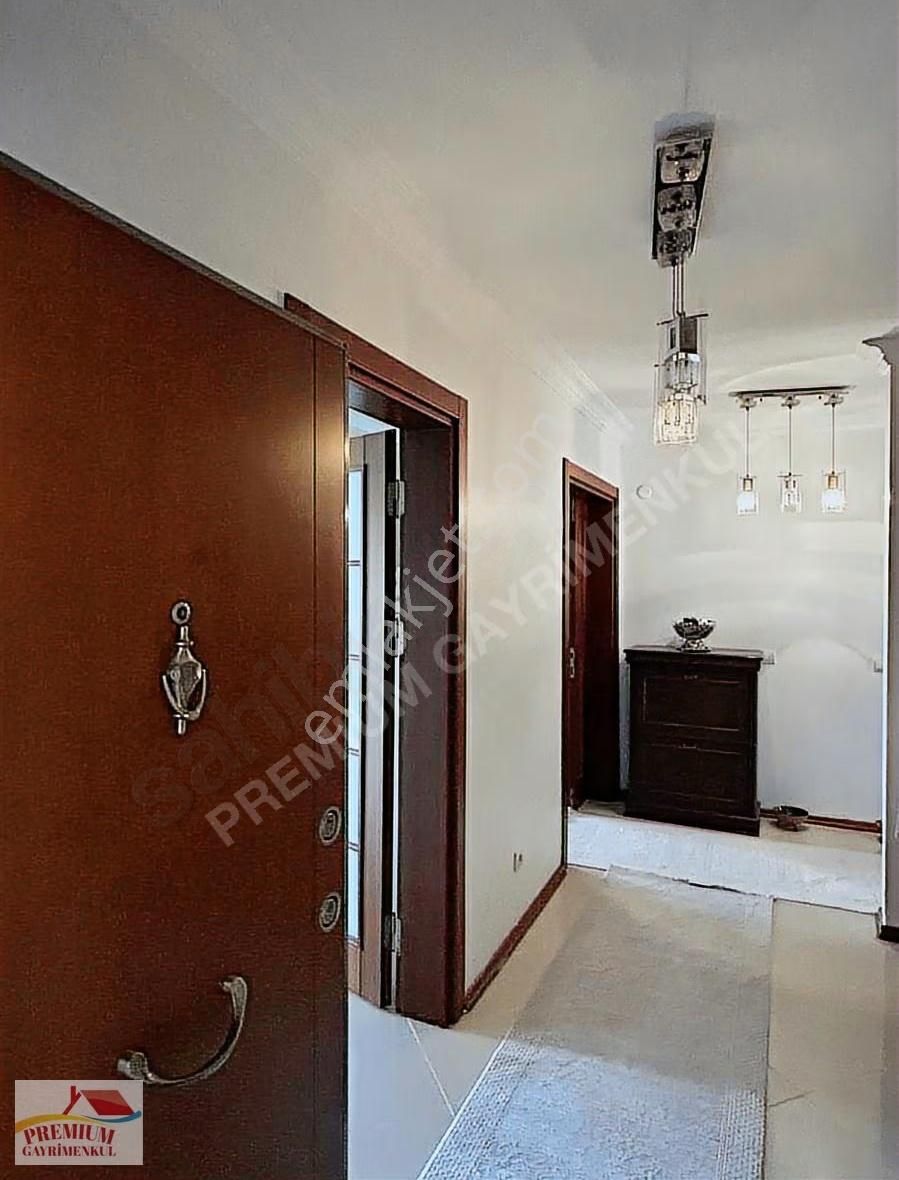 Sefaköy Kiptaş'ta 4+1 Satılık Daire - Görsel 12