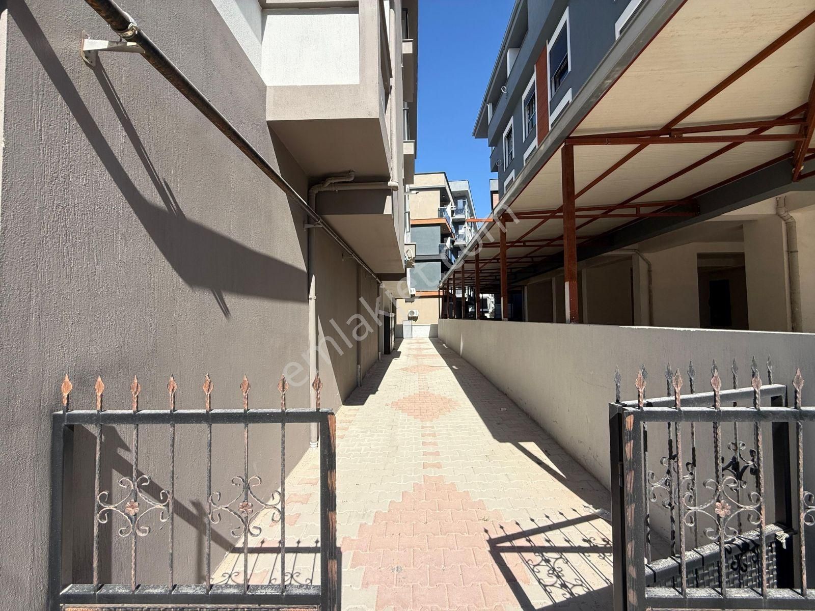 %70 Kredili Seyrekte Cadde Üzeri Lüx 1+1 Satılık Daire - Görsel 19