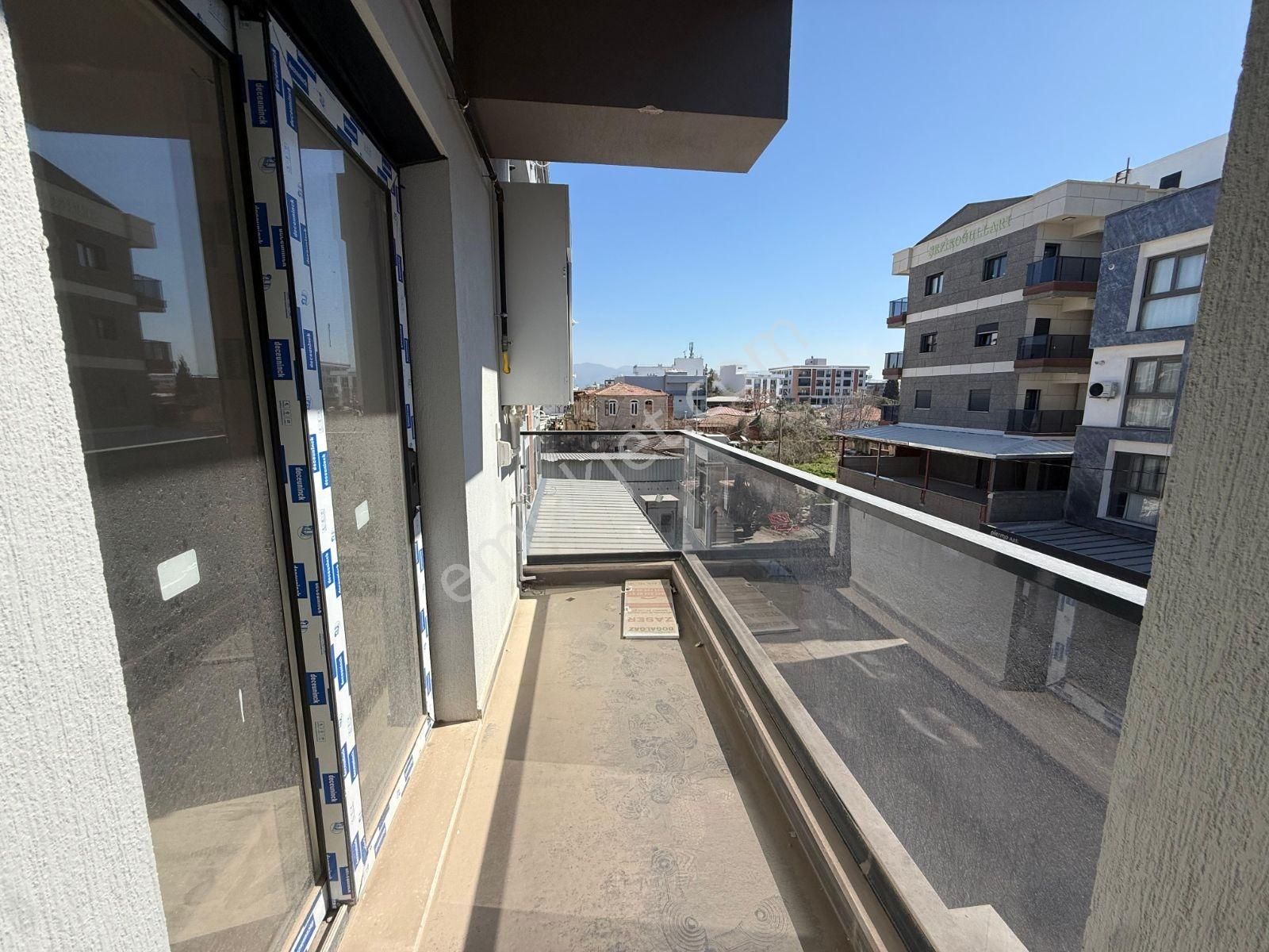 %70 Kredili Seyrekte Cadde Üzeri Lüx 1+1 Satılık Daire - Görsel 25