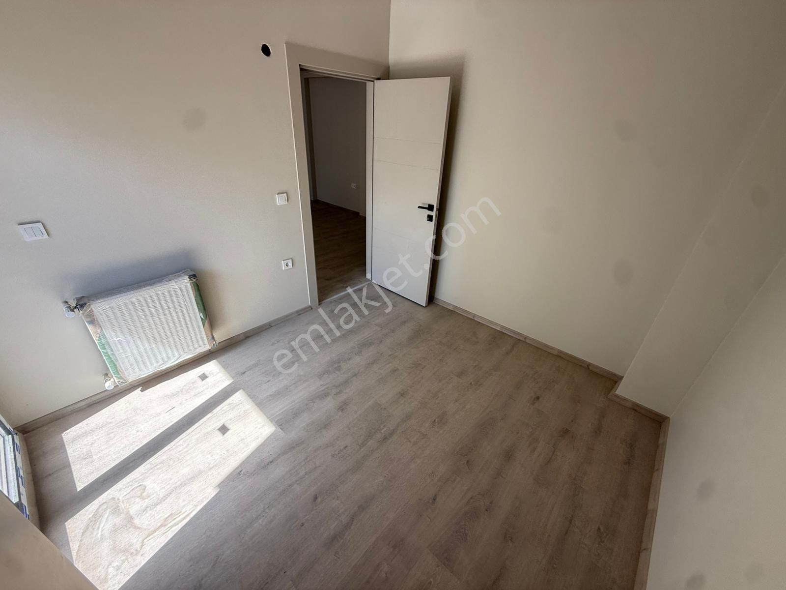 %70 Kredili Seyrekte Cadde Üzeri Lüx 1+1 Satılık Daire - Görsel 12