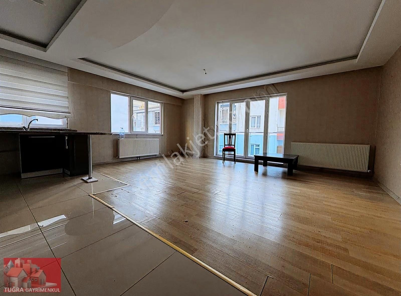 Merkezi Konumda Asansörlü 4+1 Yapılı Teraslı Dubleks Daire