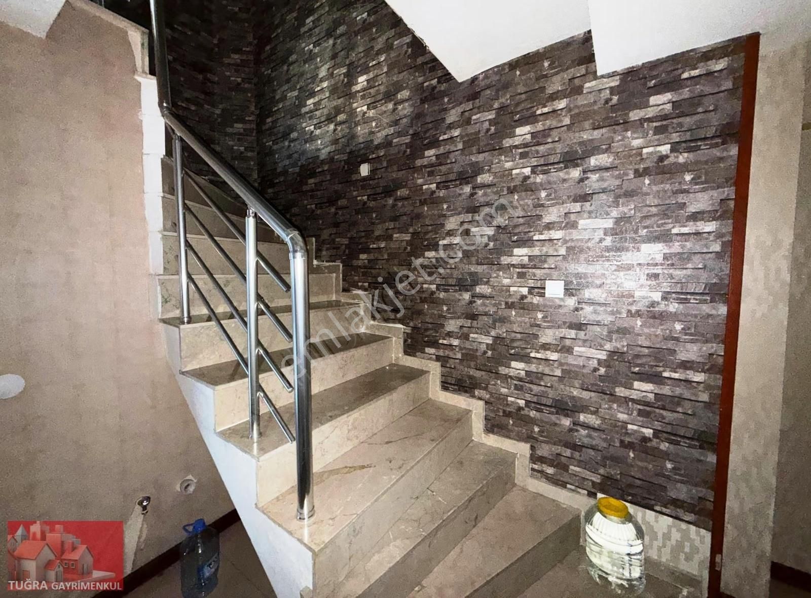 Merkezi Konumda Asansörlü 4+1 Yapılı Teraslı Dubleks Daire - Görsel 13