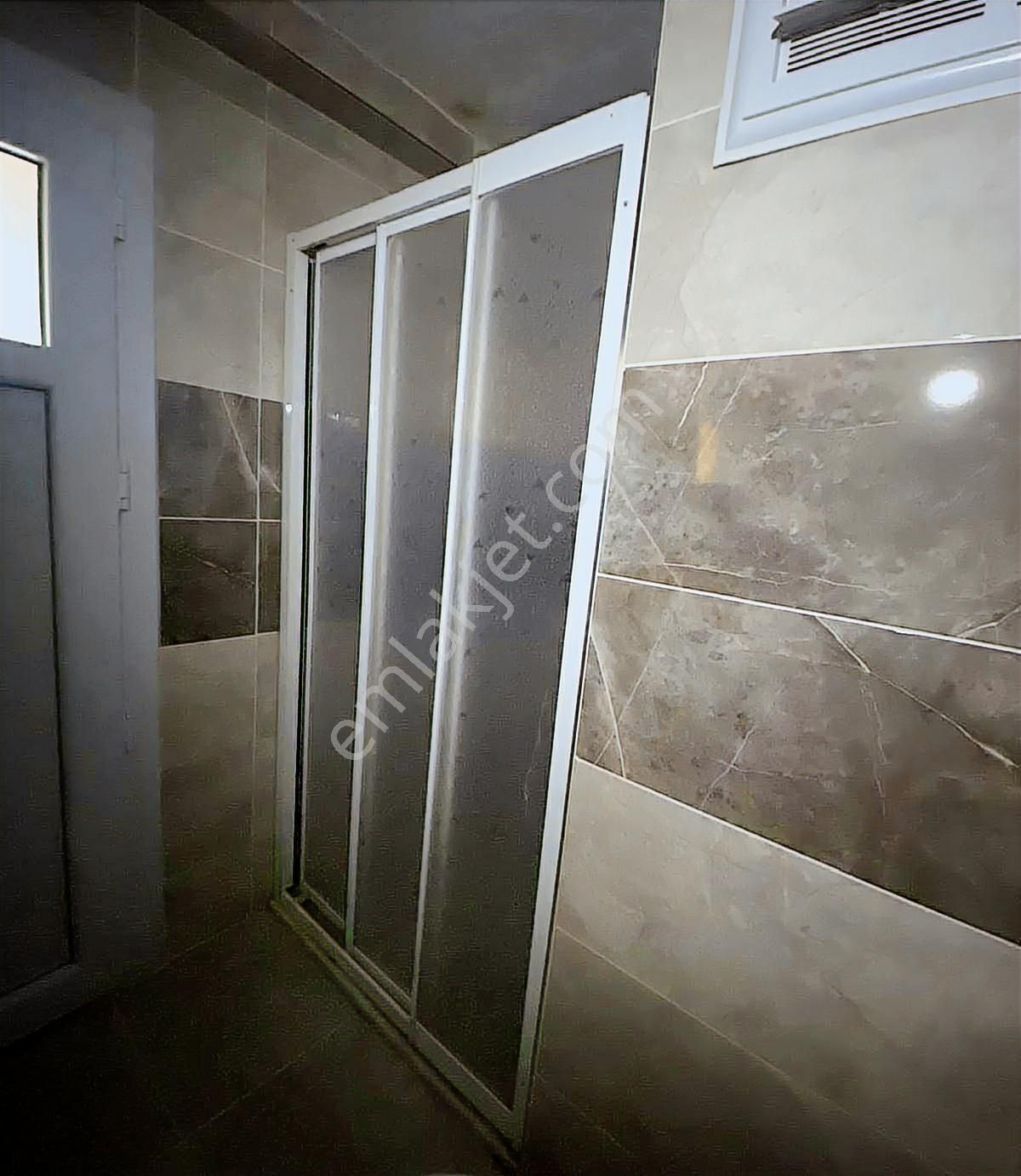 Aliağa Akbank Arkası 3+1 Kiralık Daire - Görsel 10