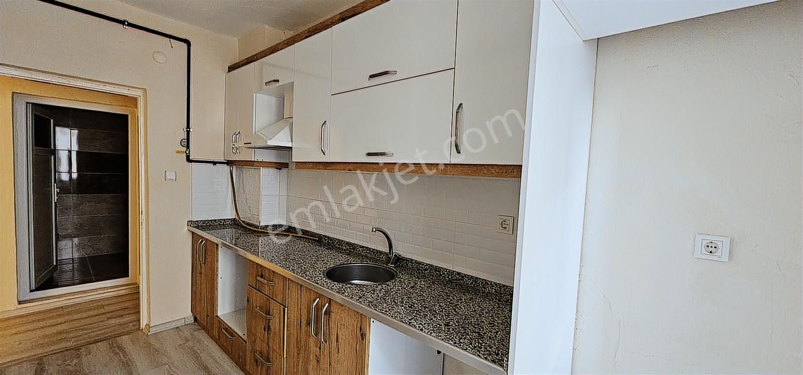 Aliağa Akbank Arkası 3+1 Kiralık Daire - Görsel 7