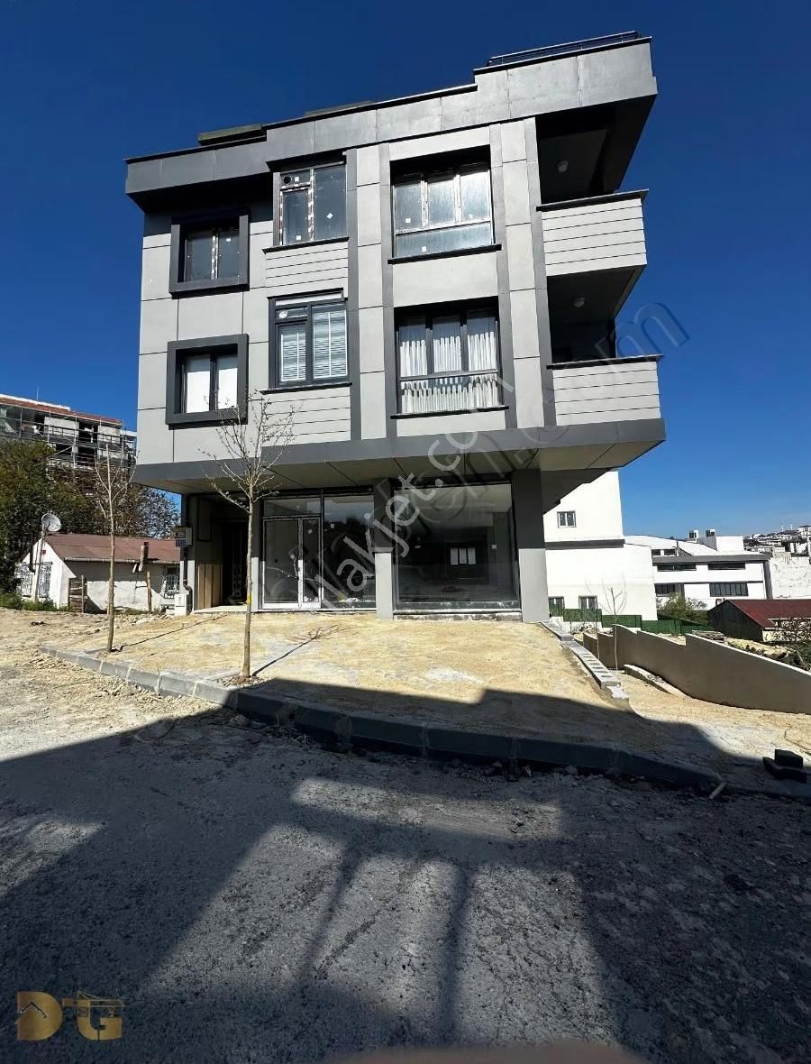 Taşoluk'ta Prestijli Lokasyonda Kiralık 500 M2 Sıfır Dükkan