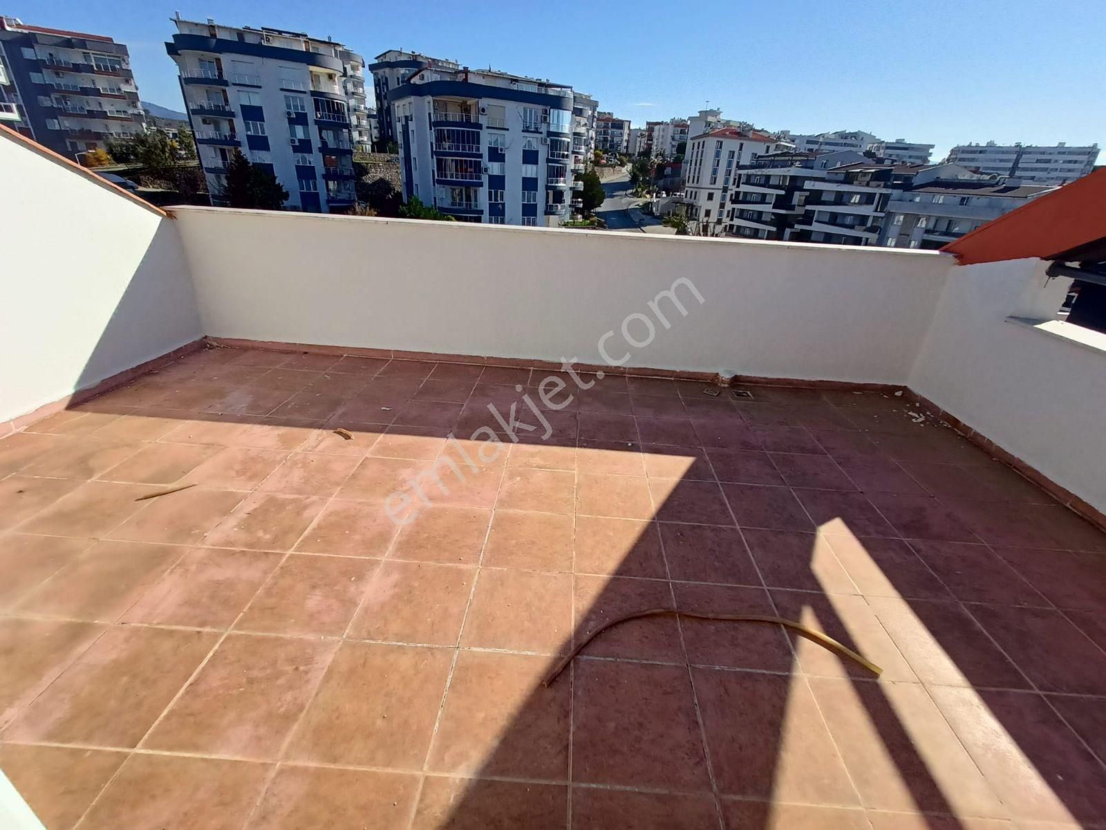 Kuşadası Merkeze Yakın Ful Manzara Dubleks 3+2 Lüx Site Satılık - Görsel 32