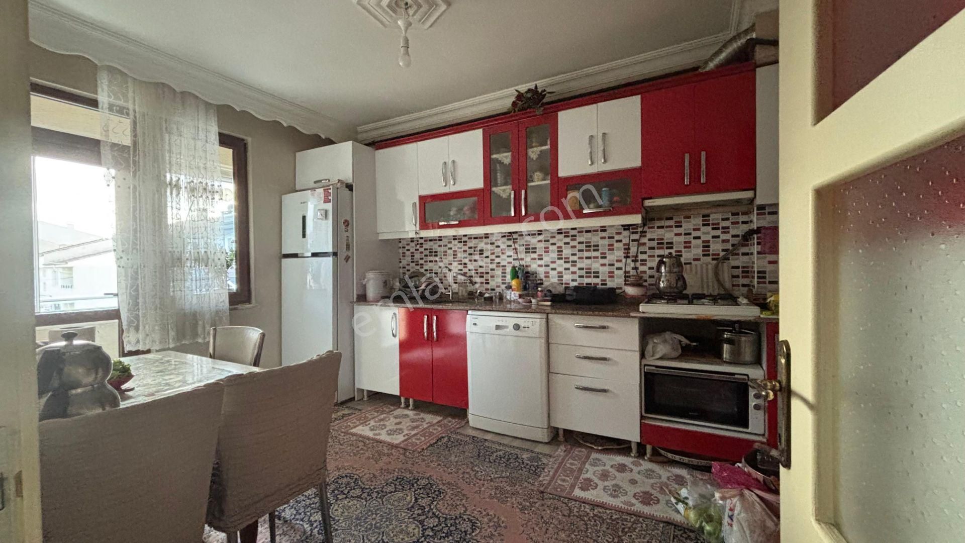 Recep Ümit Emlak'tan 71 Evlerde Satılık 2+1 Fırsat Daire Nü12