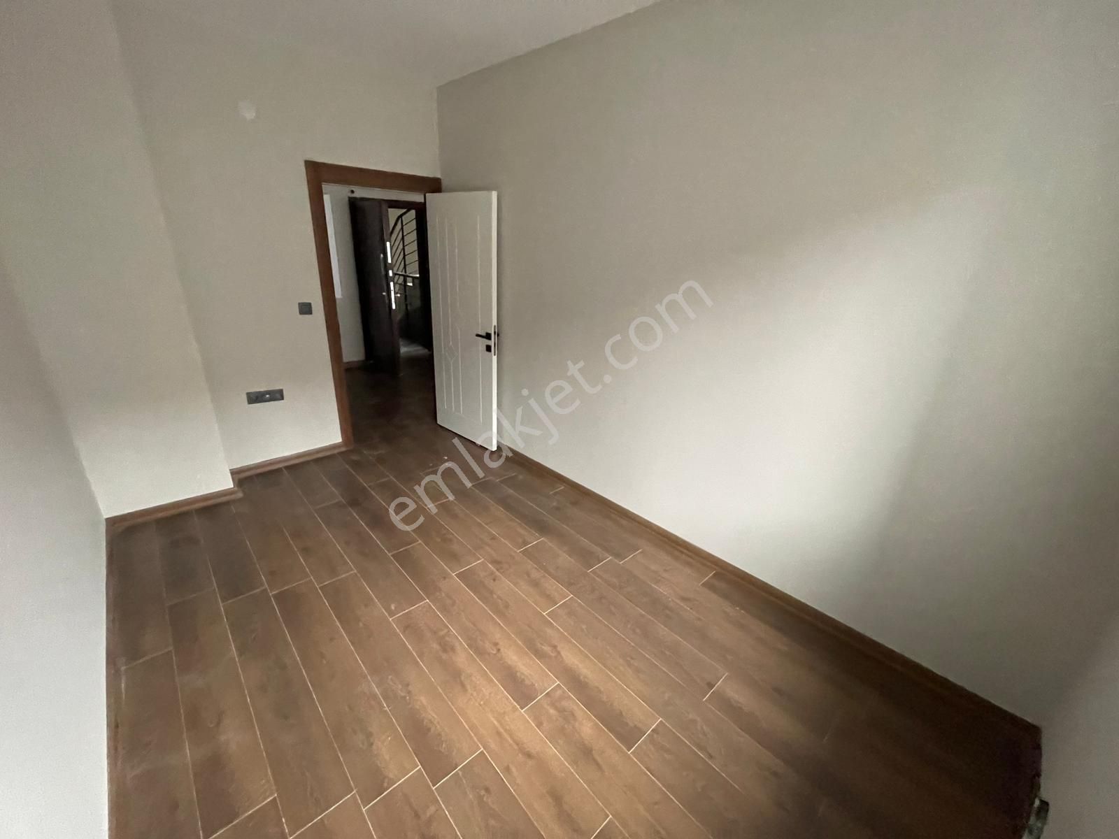 Akçay Mah. Merkezi Konumda Sıfır 1+1 Daire - Görsel 14