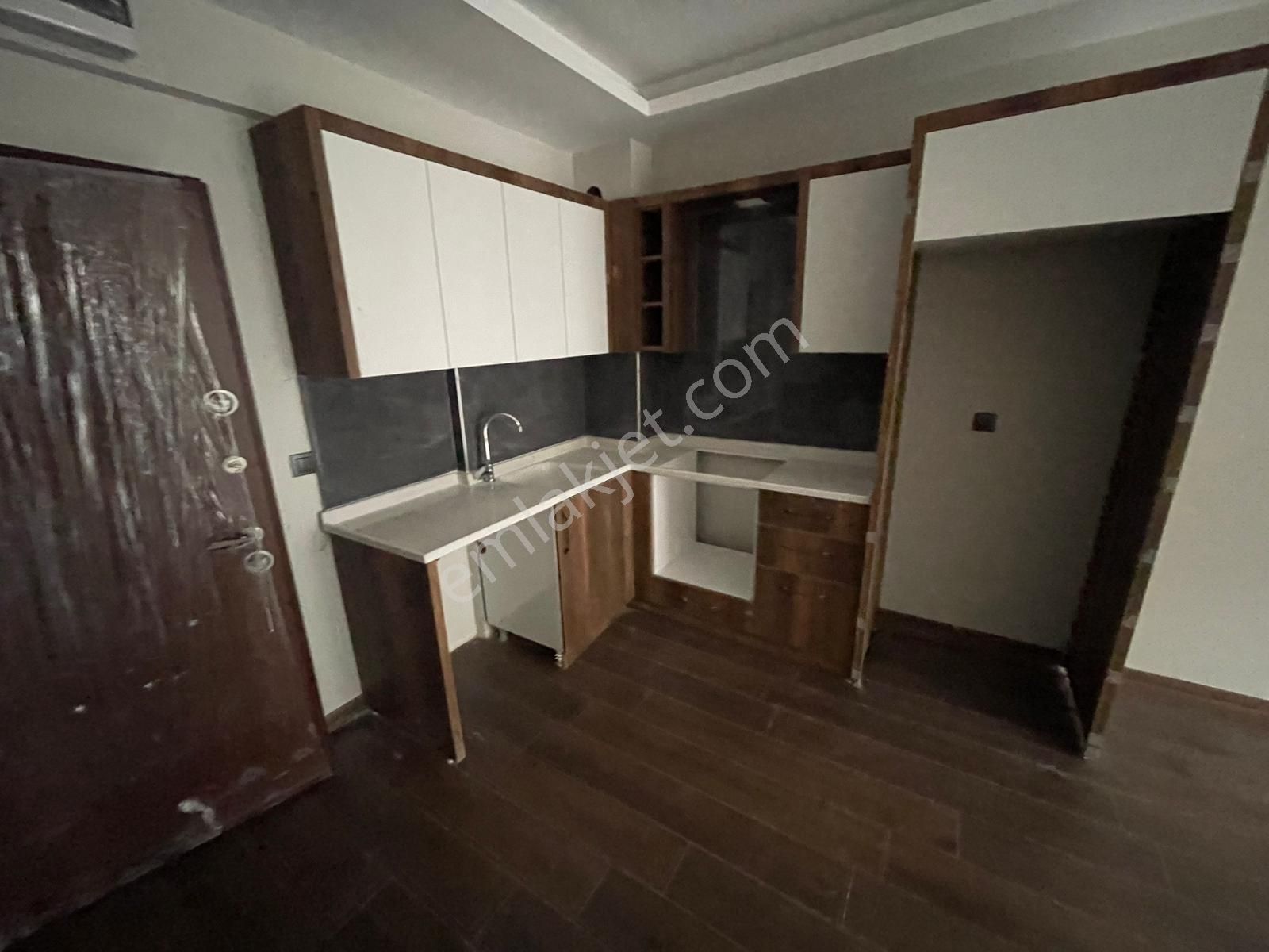 Akçay Mah. Merkezi Konumda Sıfır 1+1 Daire - Görsel 12