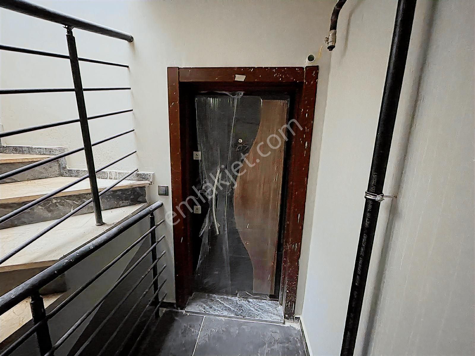 Akçay Mah. Merkezi Konumda Sıfır 1+1 Daire - Görsel 18