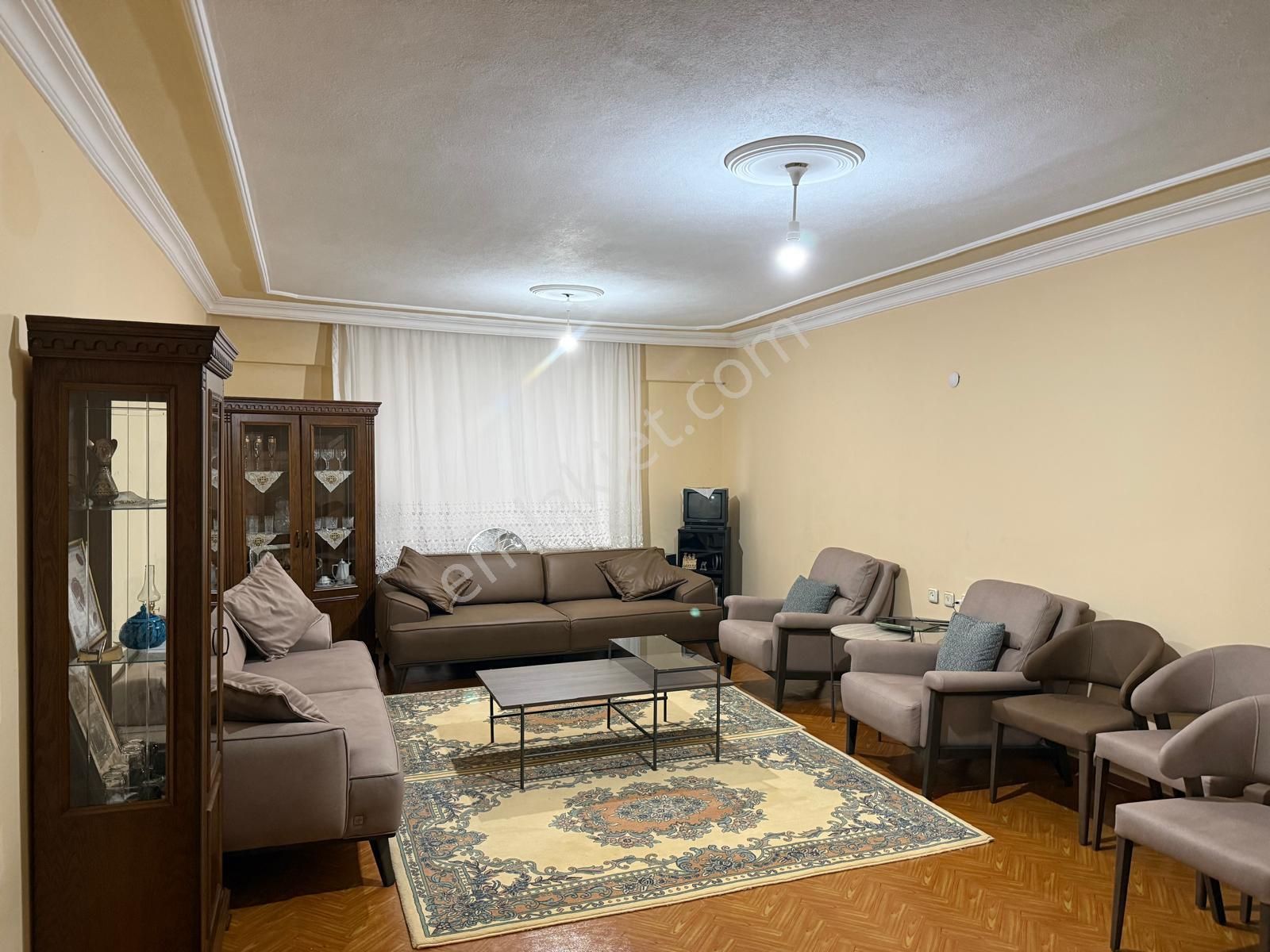 Kazimiye Mahallesi Vergi Dairesi Civarı Satılık 3+1 Daire - Görsel 2