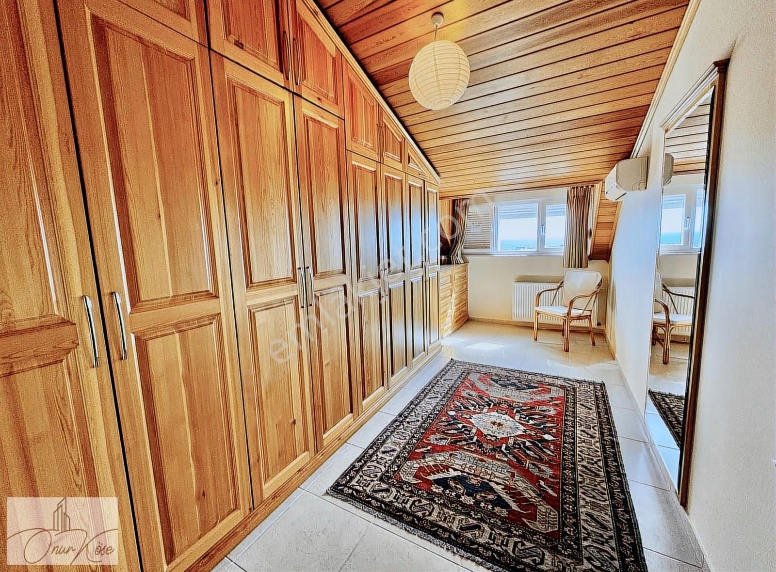 Alanya Merkezde 5+2 Full Deniz Ve Kale Manzaralı Özel Daire - Görsel 30