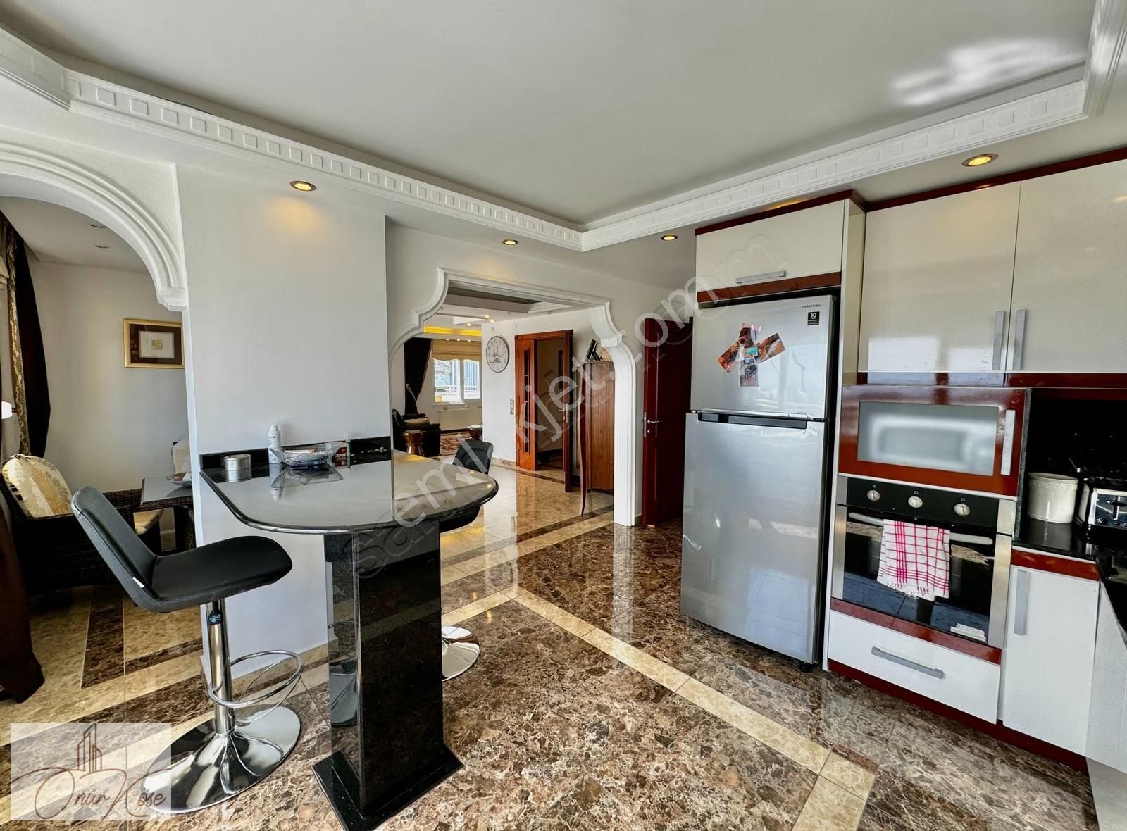 Alanya Merkezde 5+2 Full Deniz Ve Kale Manzaralı Özel Daire - Görsel 15