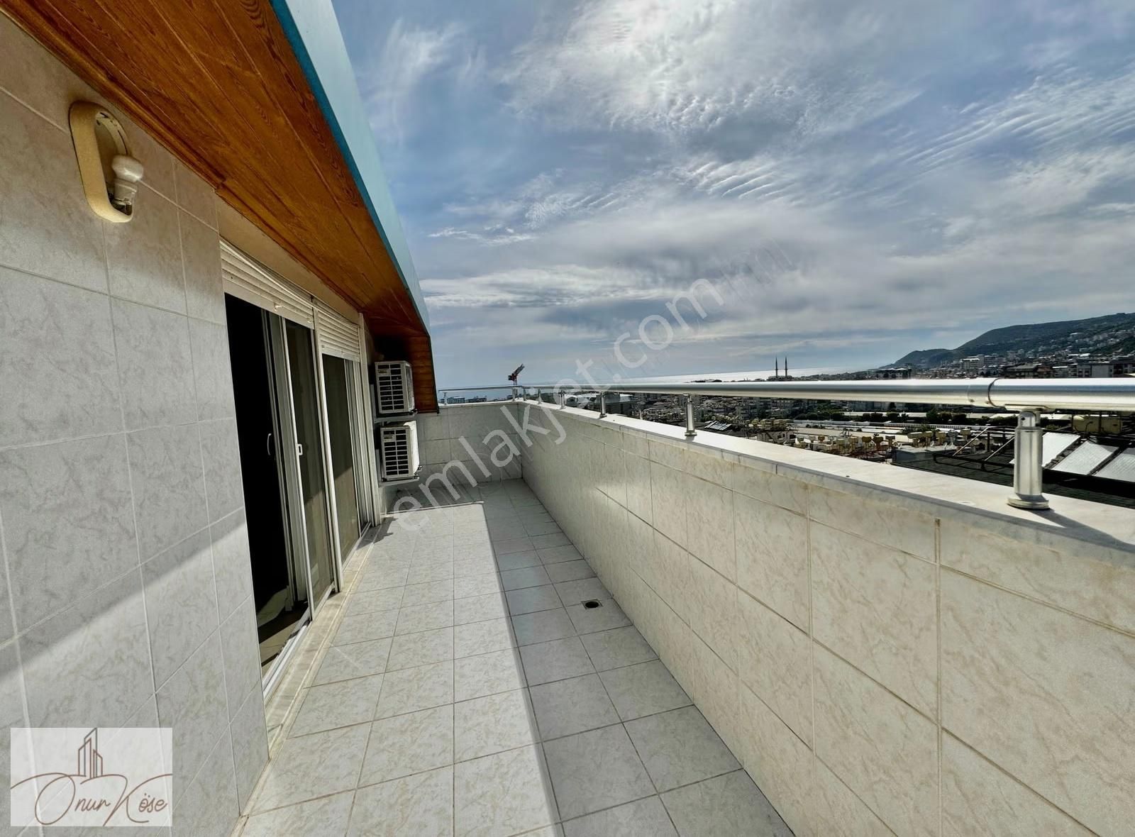 Alanya Merkezde 5+2 Full Deniz Ve Kale Manzaralı Özel Daire - Görsel 11