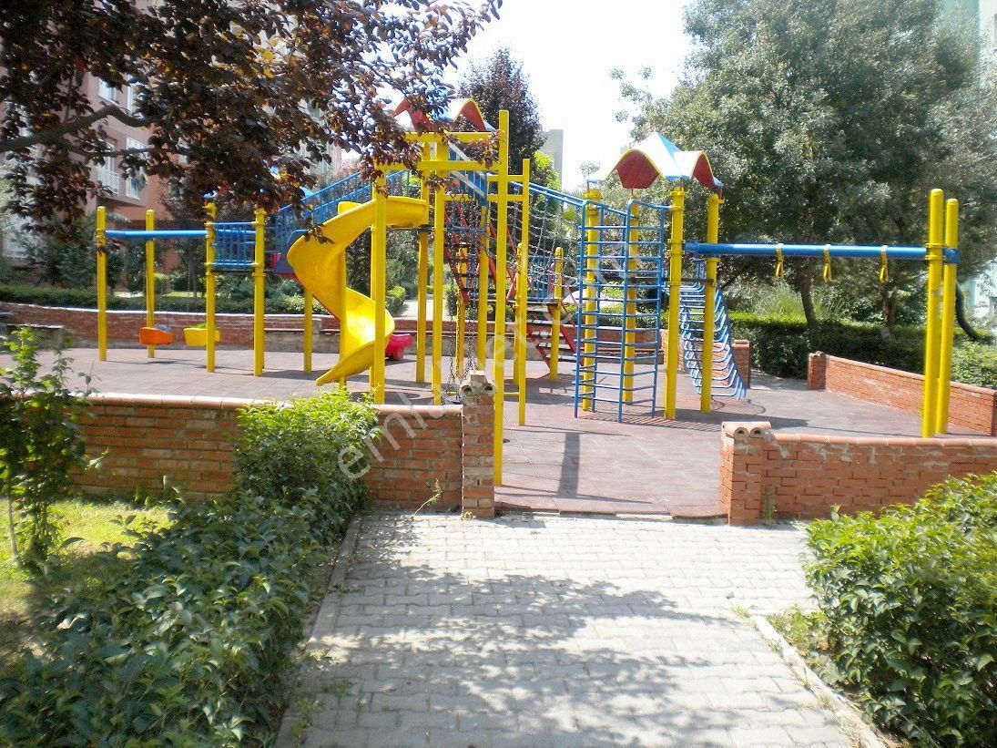 Altayçeşme Kayalarkent Sitesinde 7/24 Güvenlikli Metro 2dk 3+1 - Görsel 4