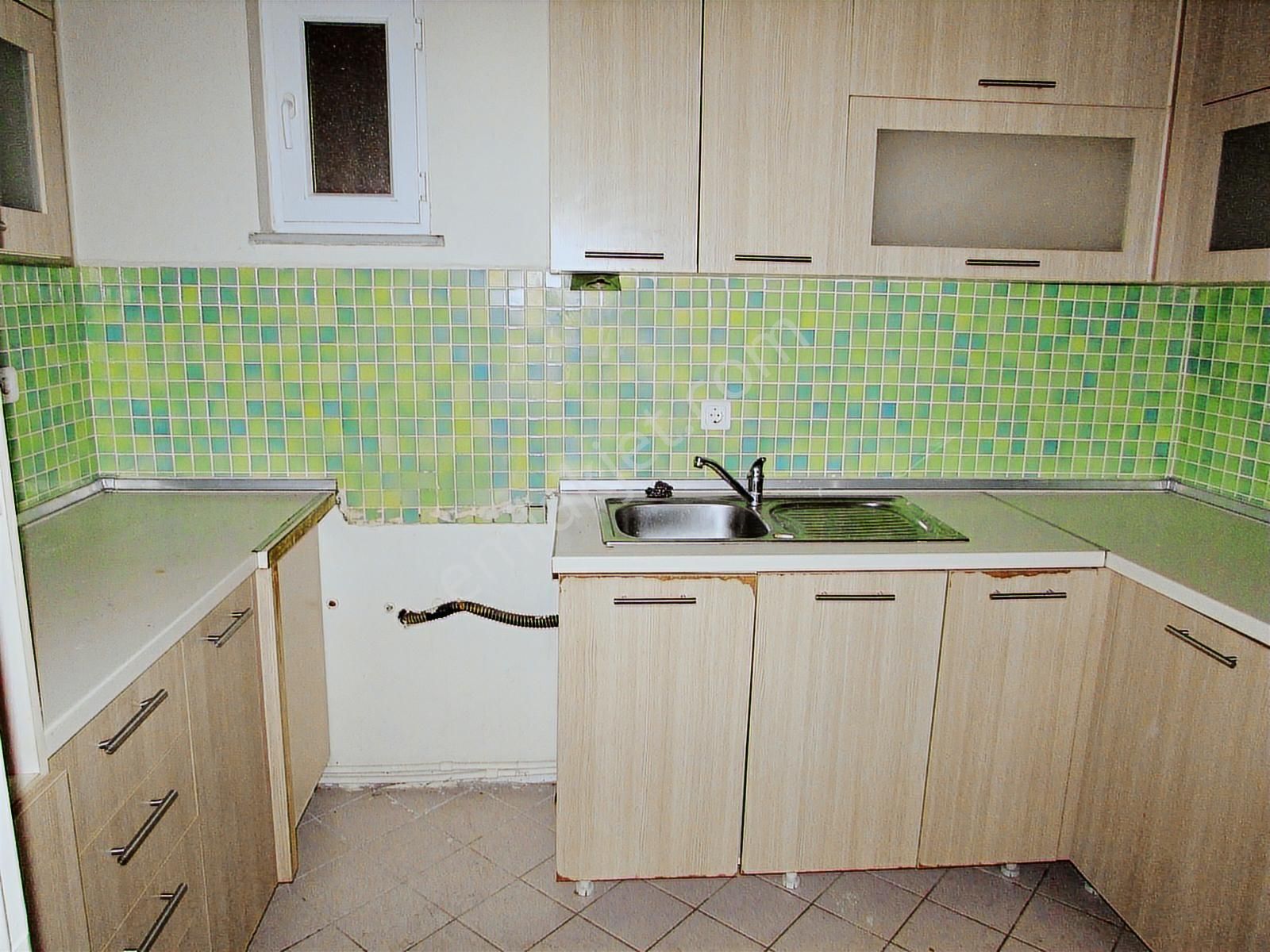 Altayçeşme Kayalarkent Sitesinde 7/24 Güvenlikli Metro 2dk 3+1 - Görsel 13