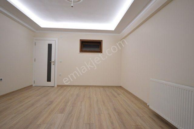 Başokur'dan Bahçelievler Siyavuşpaşa Kiralık 2+1 Daire - Görsel 5