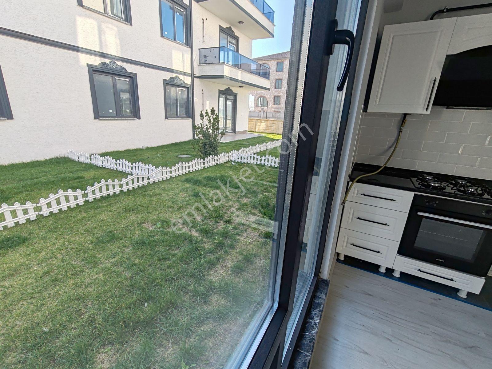 Müstakil Bahçeli Havuz Cephe 2+1 Sıfır Amerikan Mutfak Kiralık - Görsel 6