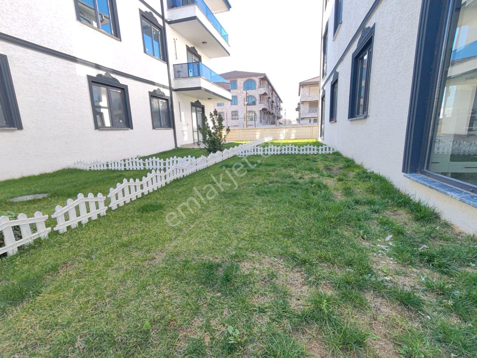 Müstakil Bahçeli Havuz Cephe 2+1 Sıfır Amerikan Mutfak Kiralık - Görsel 11