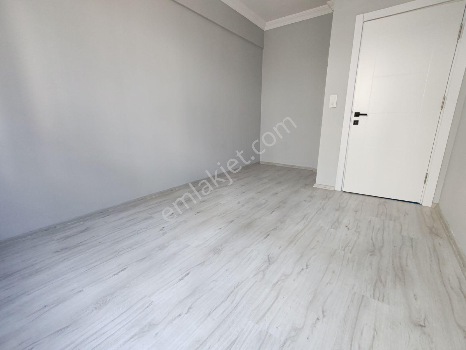 Müstakil Bahçeli Havuz Cephe 2+1 Sıfır Amerikan Mutfak Kiralık - Görsel 17