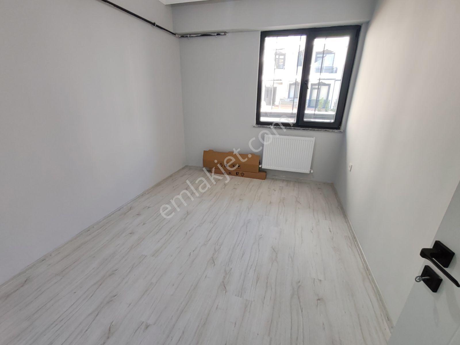 Müstakil Bahçeli Havuz Cephe 2+1 Sıfır Amerikan Mutfak Kiralık - Görsel 22