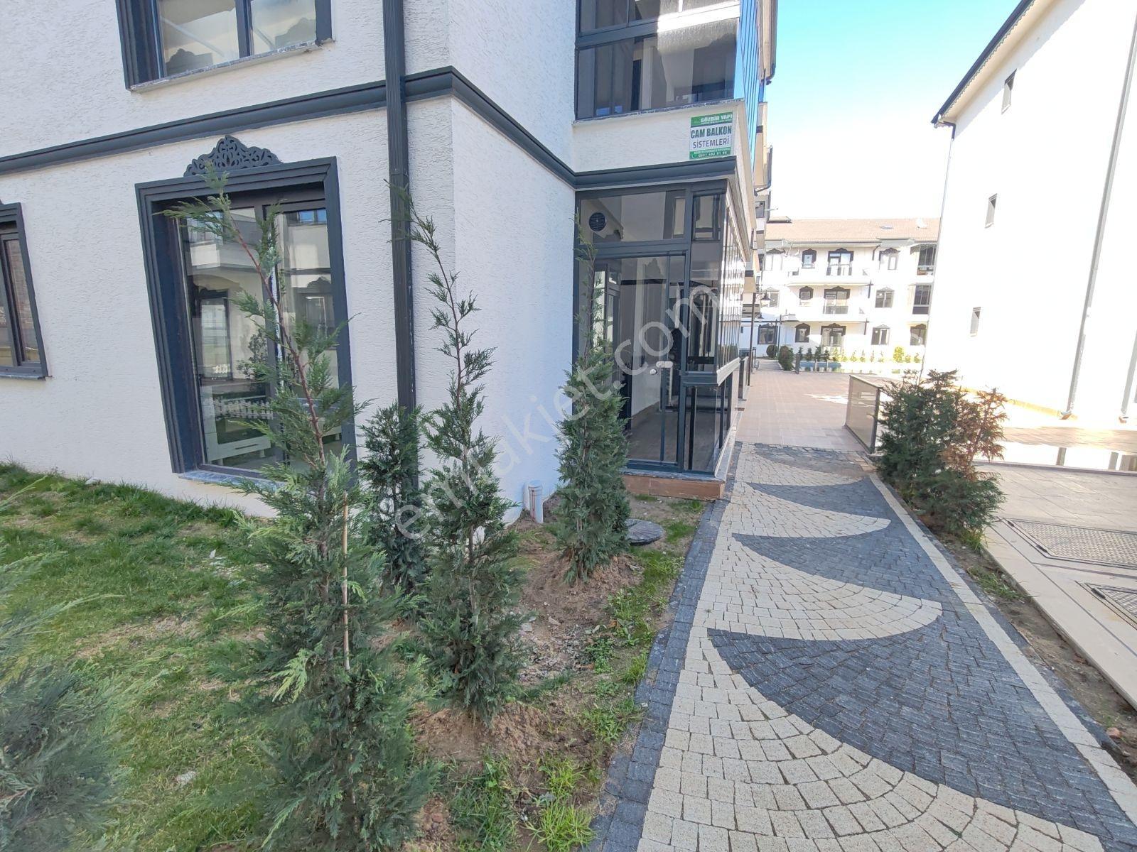 Müstakil Bahçeli Havuz Cephe 2+1 Sıfır Amerikan Mutfak Kiralık - Görsel 10