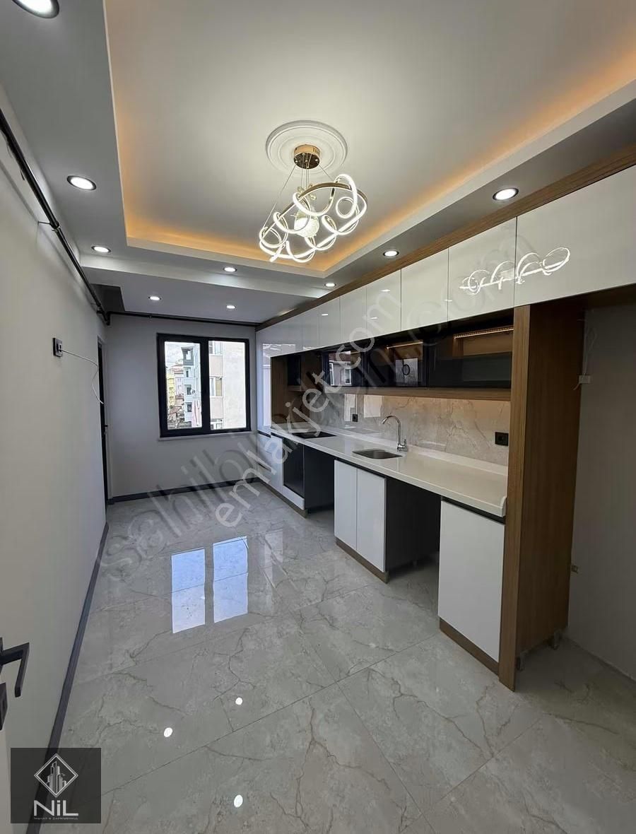 Belediye Konumunda Ön Cephe 2+1 Ultra Lüks Sıfır Daire - Görsel 23