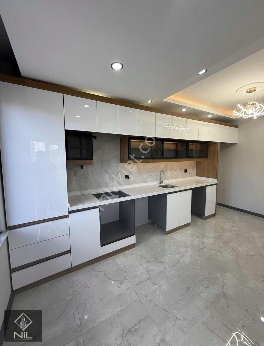 Belediye Konumunda Ön Cephe 2+1 Ultra Lüks Sıfır Daire